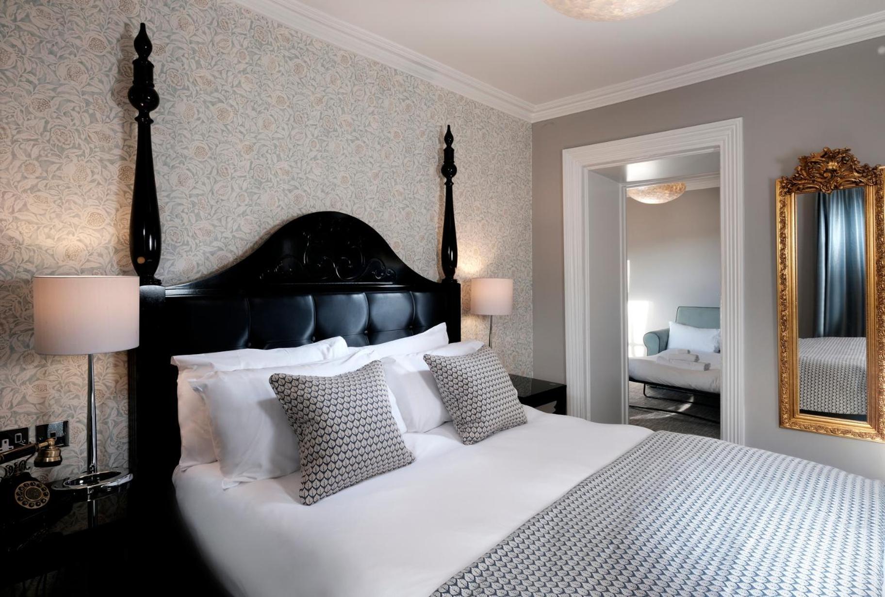 Francis Hotel Μπαθ Εξωτερικό φωτογραφία